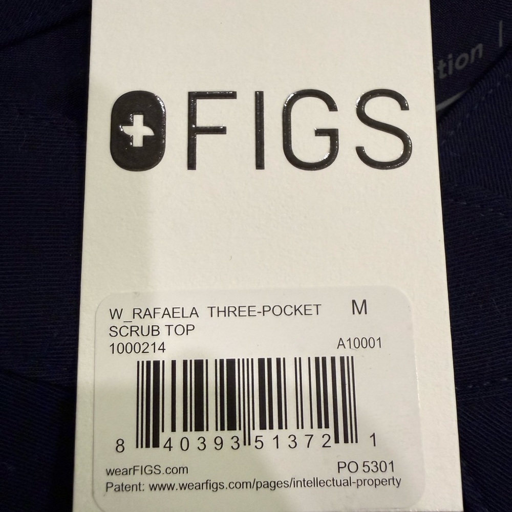 Figs Navy Three-Pocket Scrub Top - Picture 2 of 5